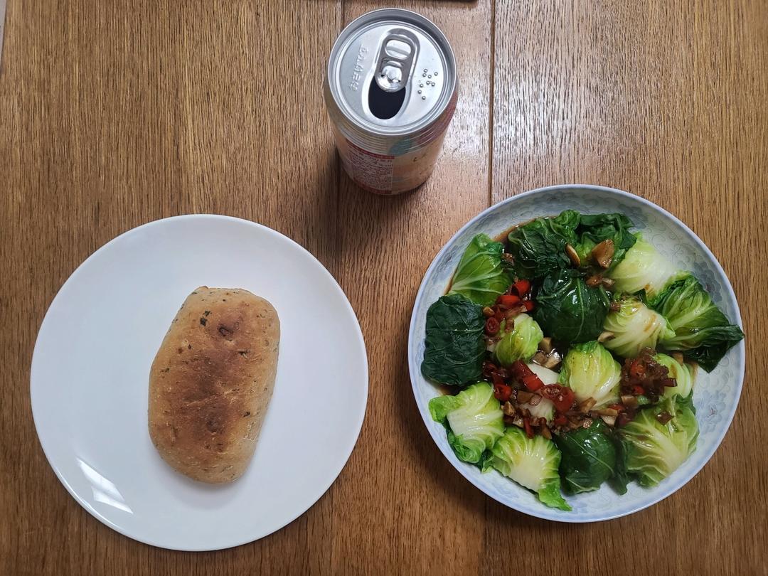 清淡却下饭的虾滑白菜卷，打赌你吃一次就忘不了！