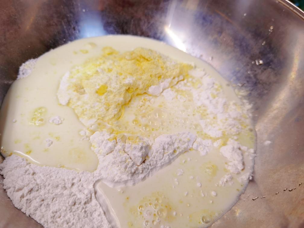 纯奶手撕吐司的做法 步骤1