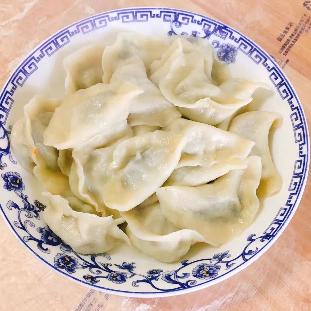 香菇肉馅饺子