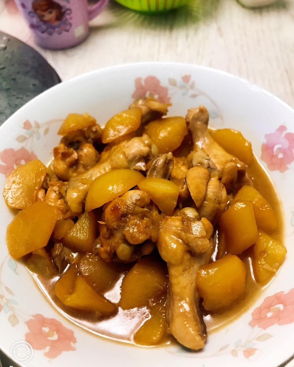 土豆焖鸡腿