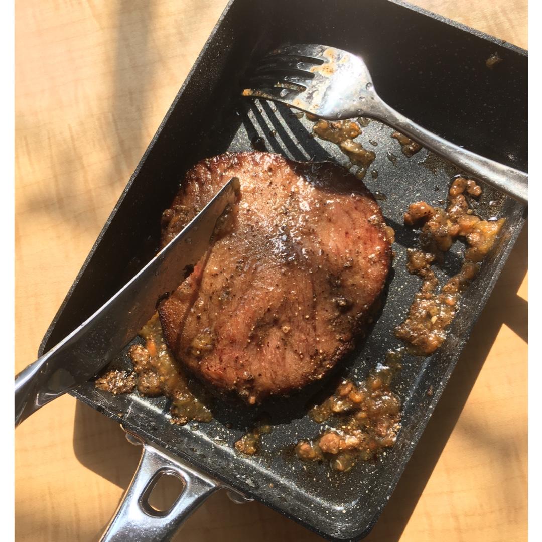 好吃到哭的煎牛排