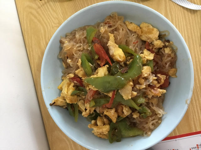 鸡蛋炒粉丝