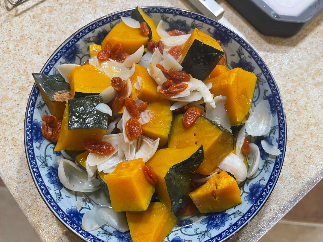 清淡养胃，美容养颜丨枸杞百合蒸南瓜 · 圆满素食