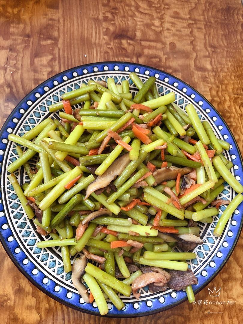 蒜薹炒肉