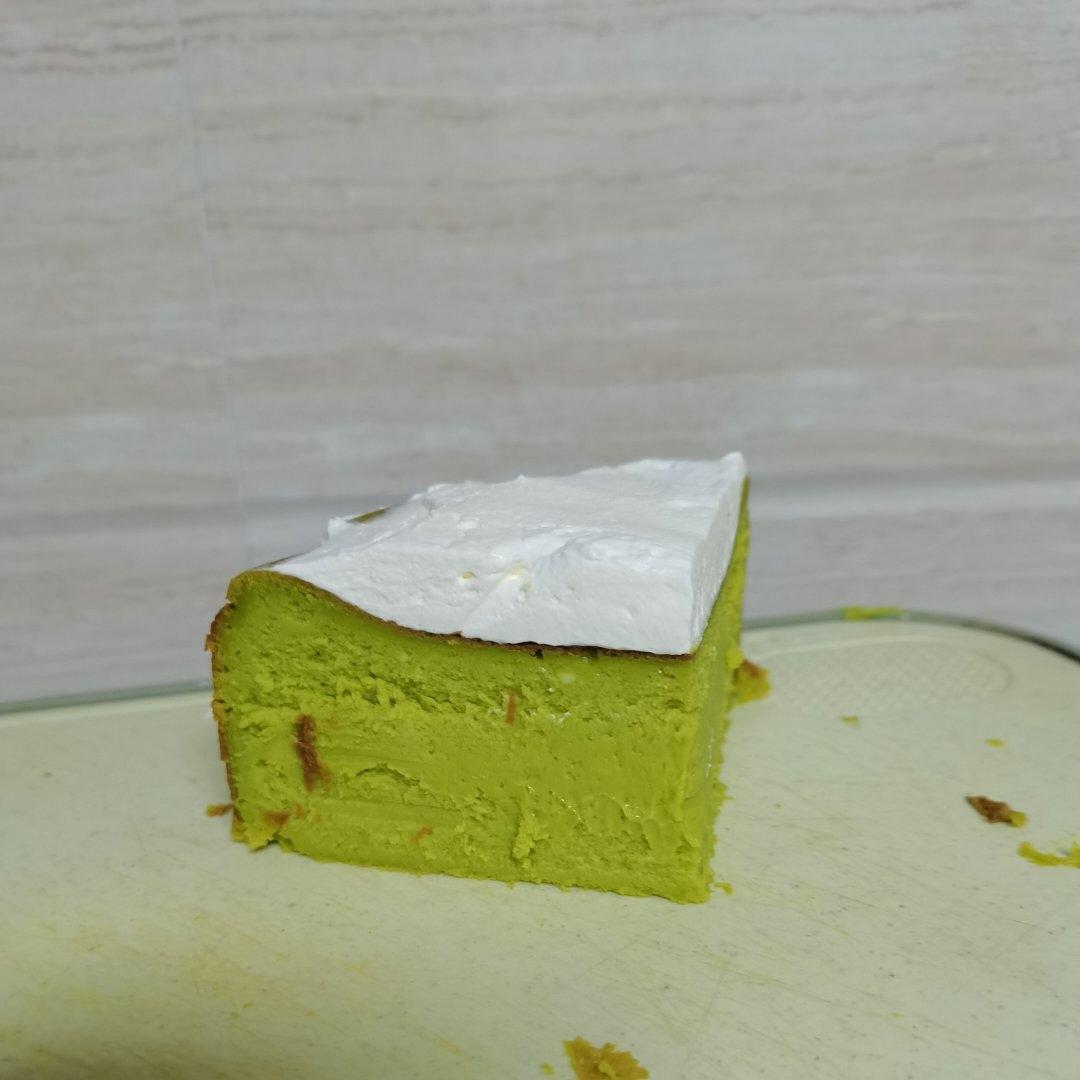 开心果巴斯克芝士蛋糕