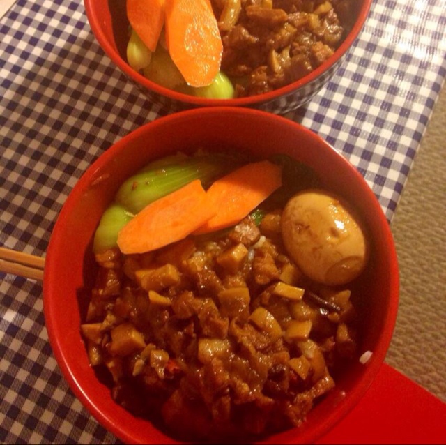 台湾卤肉饭