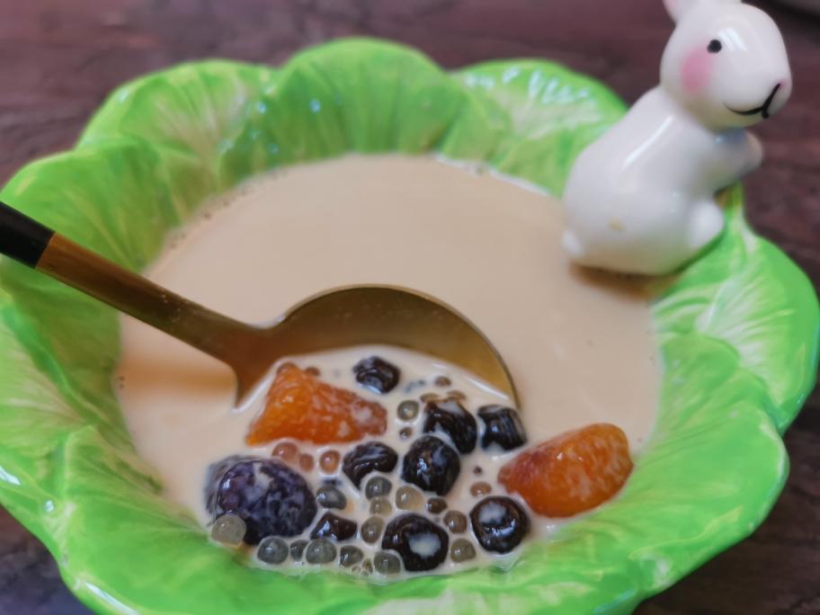 芋圆珍珠奶茶