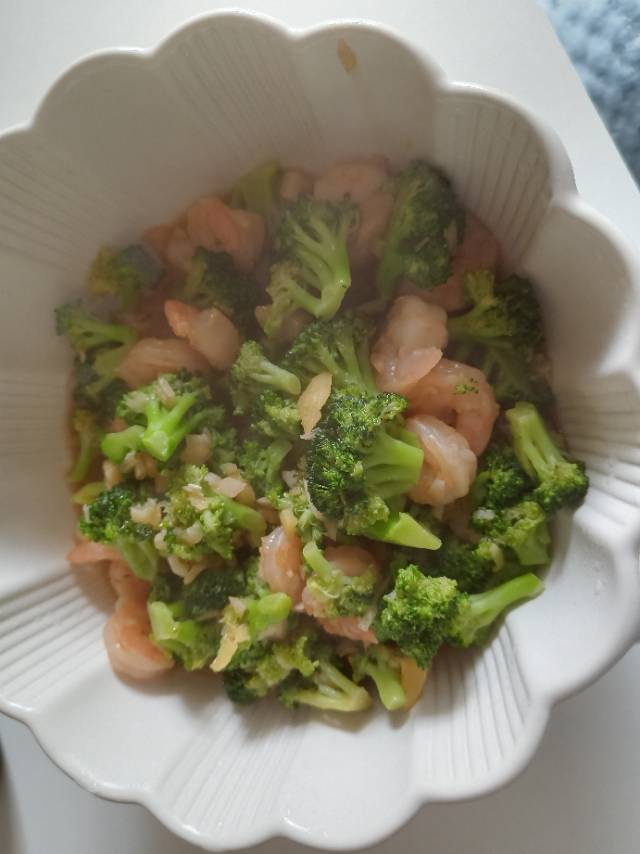蚝汁虾仁西兰花，好看更营养
