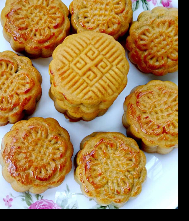 广式月饼——蛋黄莲蓉月饼