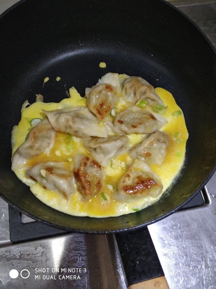 鸡蛋煎饺