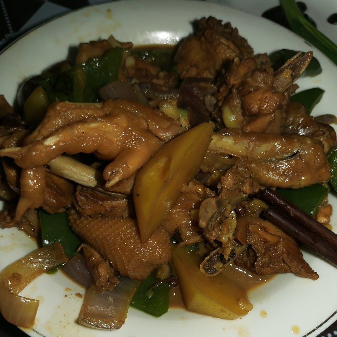 新疆沙湾大盘鸡