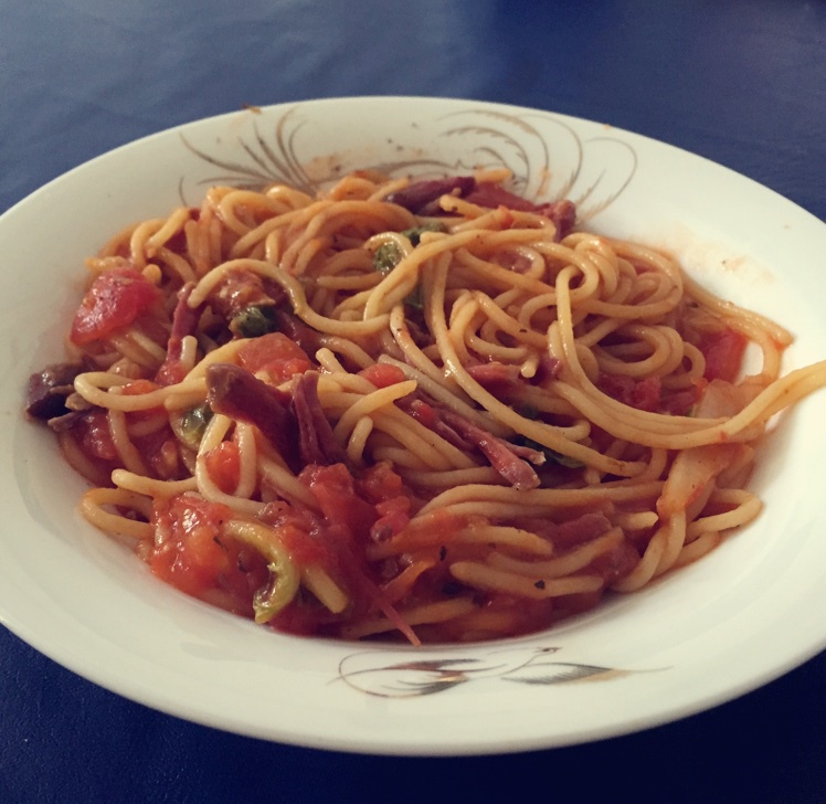 蕃茄蘑菇肉酱意大利面