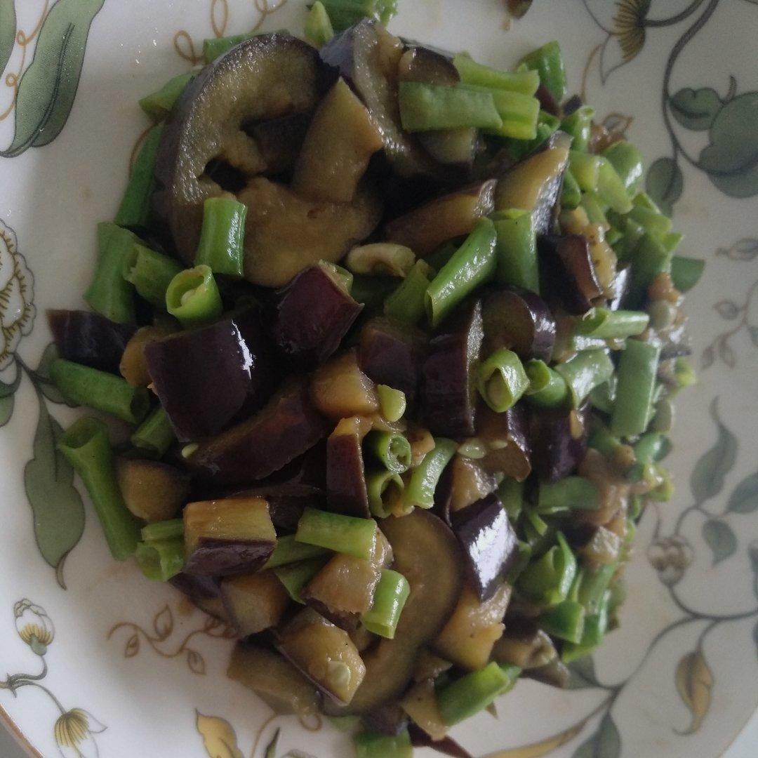 简易版豆角烧茄子🍆