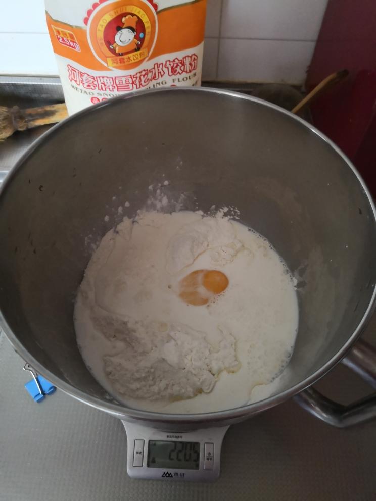 纯奶手撕吐司的做法 步骤1