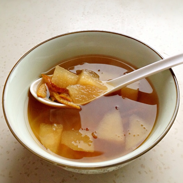幻香花蕊做的陈皮炖雪梨