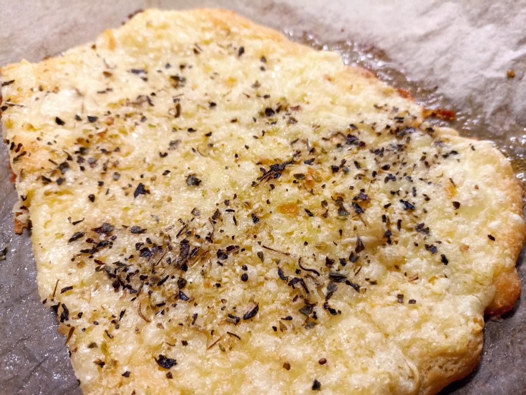 【生酮低碳】大蒜面包garlic bread，两种口感