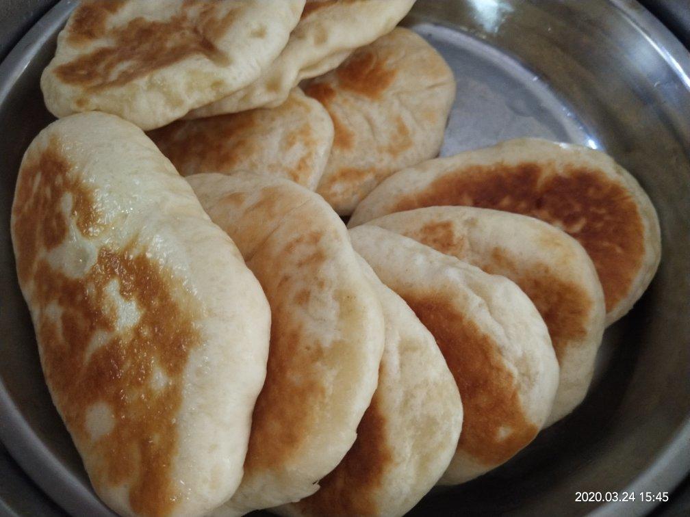 松软空心发面饼