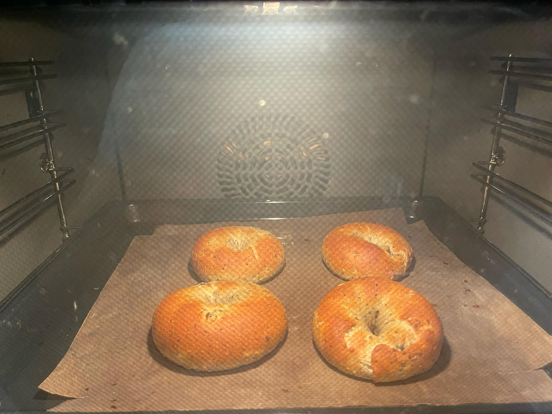 黑芝麻馅贝果--减脂好伴侣