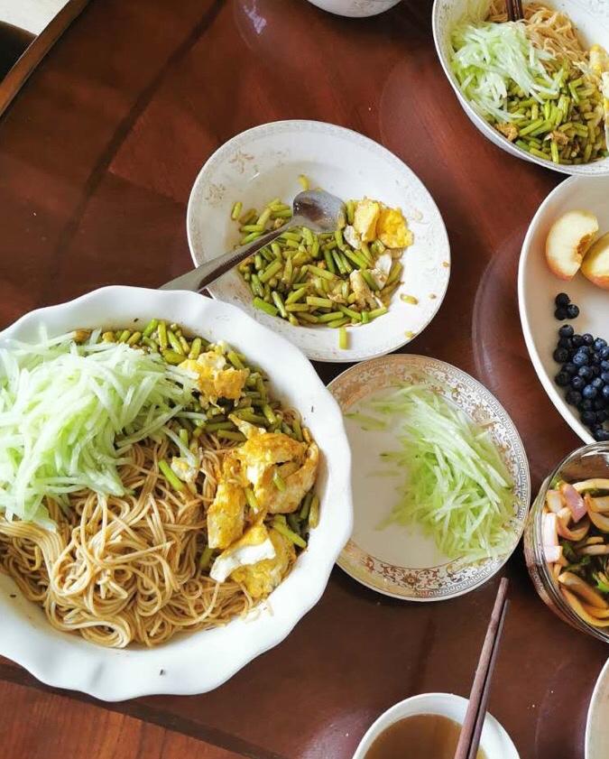 葱油拌面Spring Onion Noodles