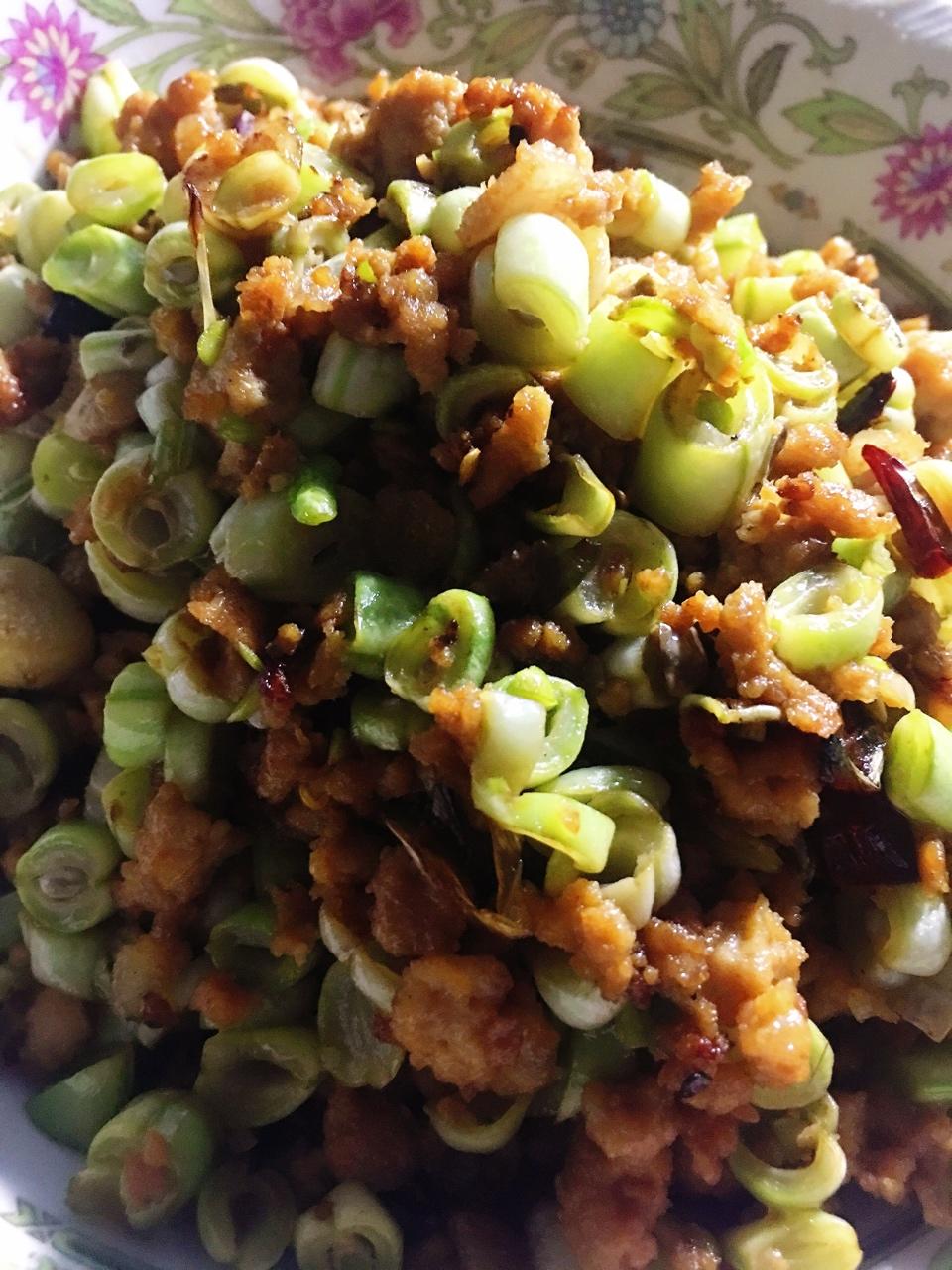 肉沫豆角下饭菜