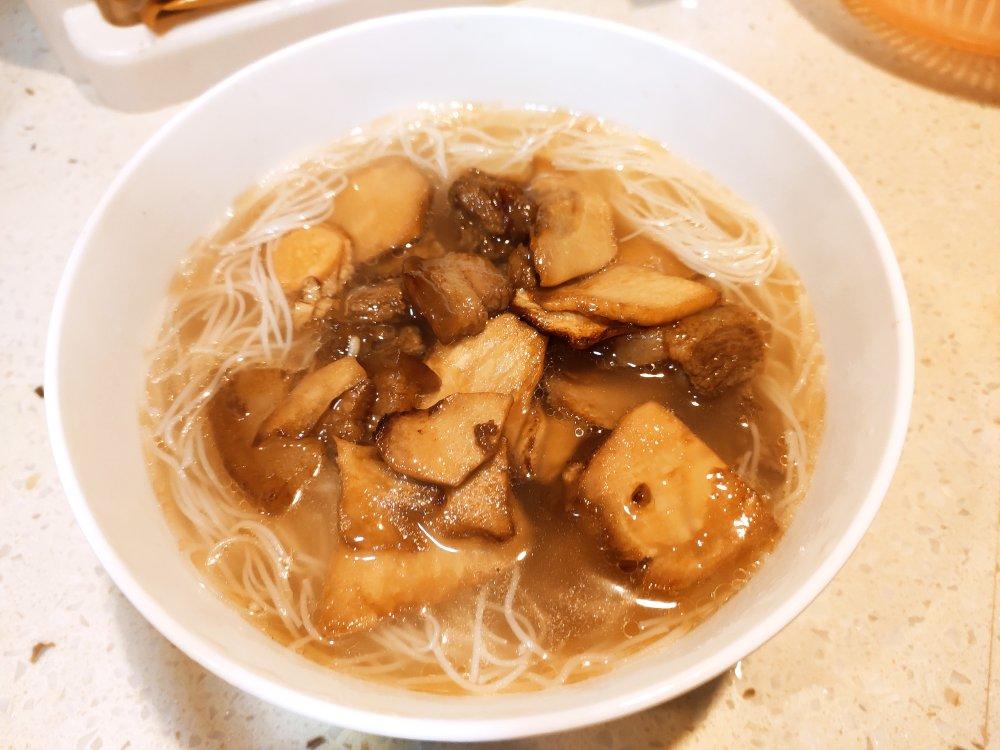 冬笋炒五花肉
