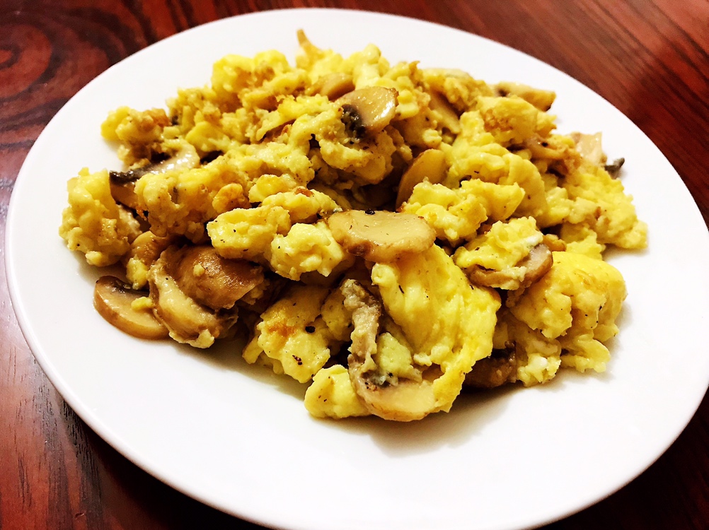 黄油焗蘑菇🍄炒蛋的做法 步骤1