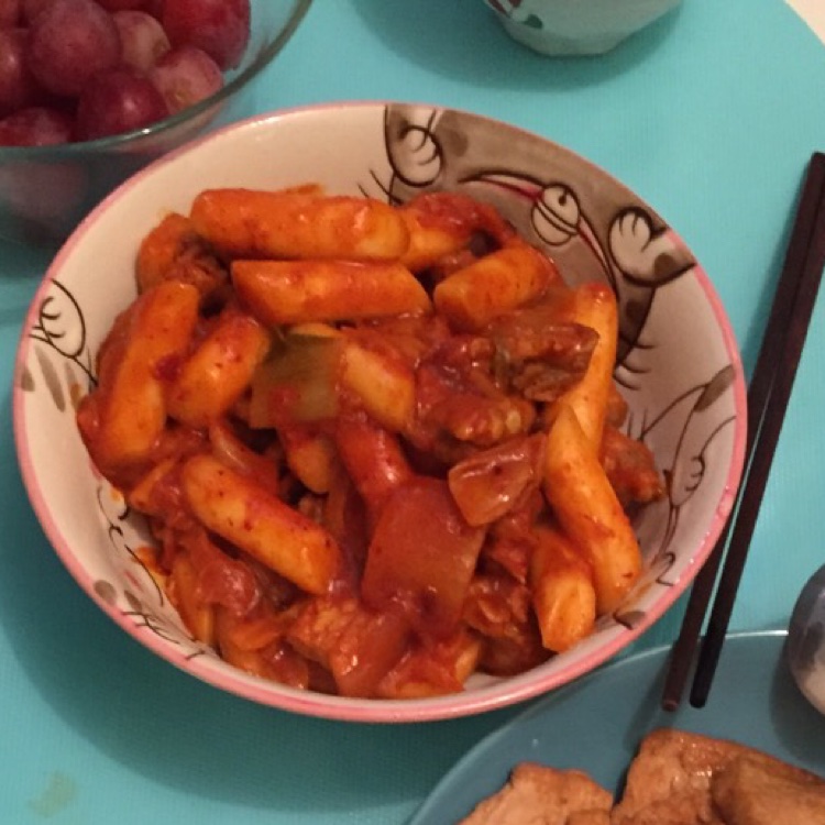 泡菜炒年糕
