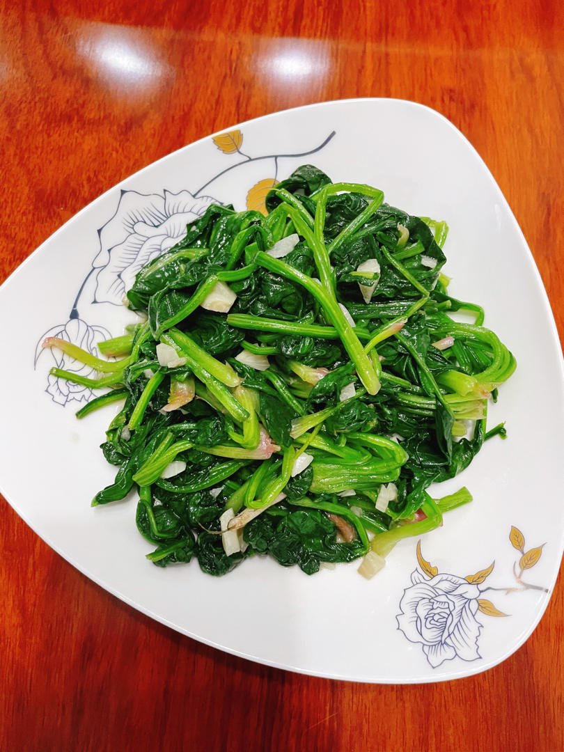 蒜蓉炒菠菜