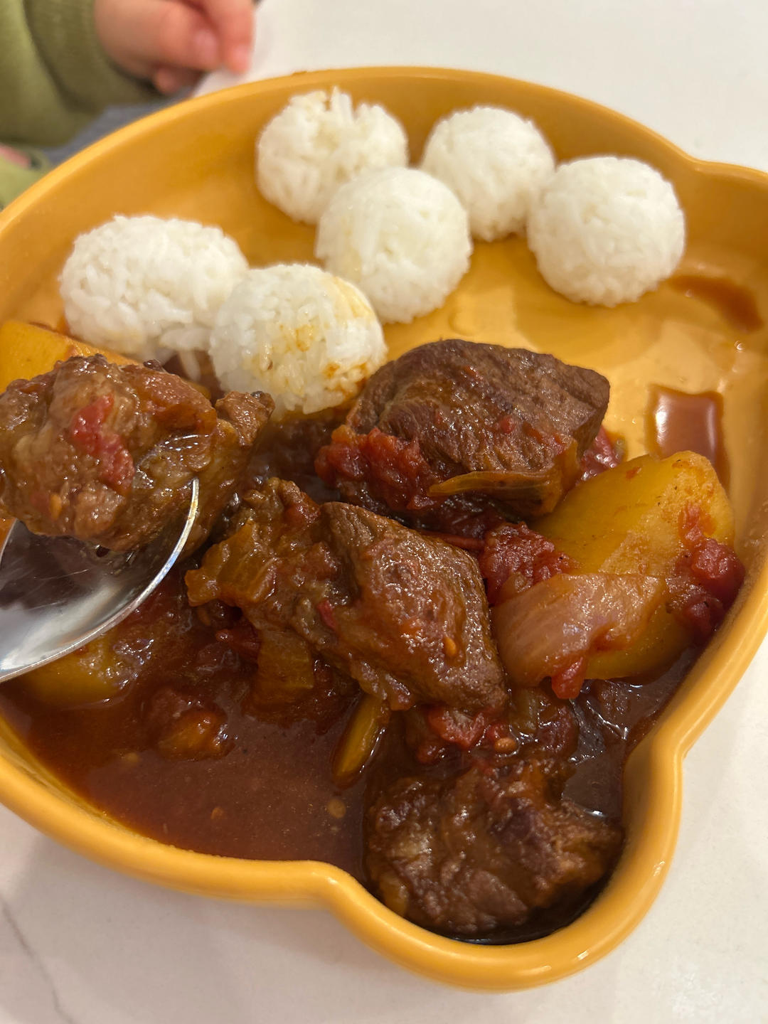 快手西红柿土豆炖牛肉