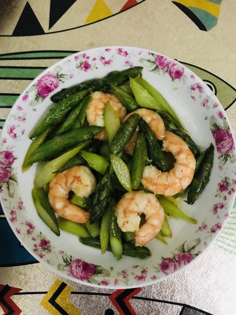 清炒芦笋虾仁