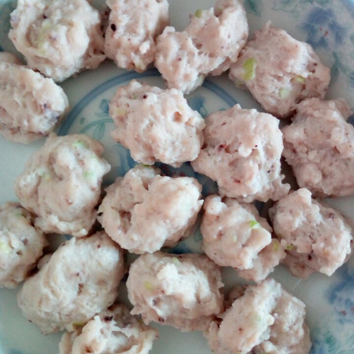 手打墨鱼丸