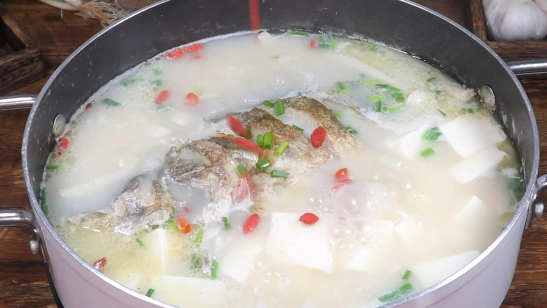 奶白桂鱼汤💕汤如牛奶白鱼肉刺少肉质鲜美