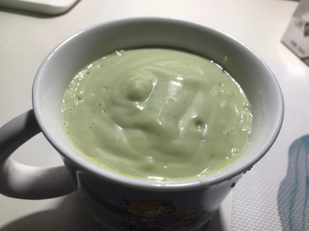牛油果香蕉酸奶