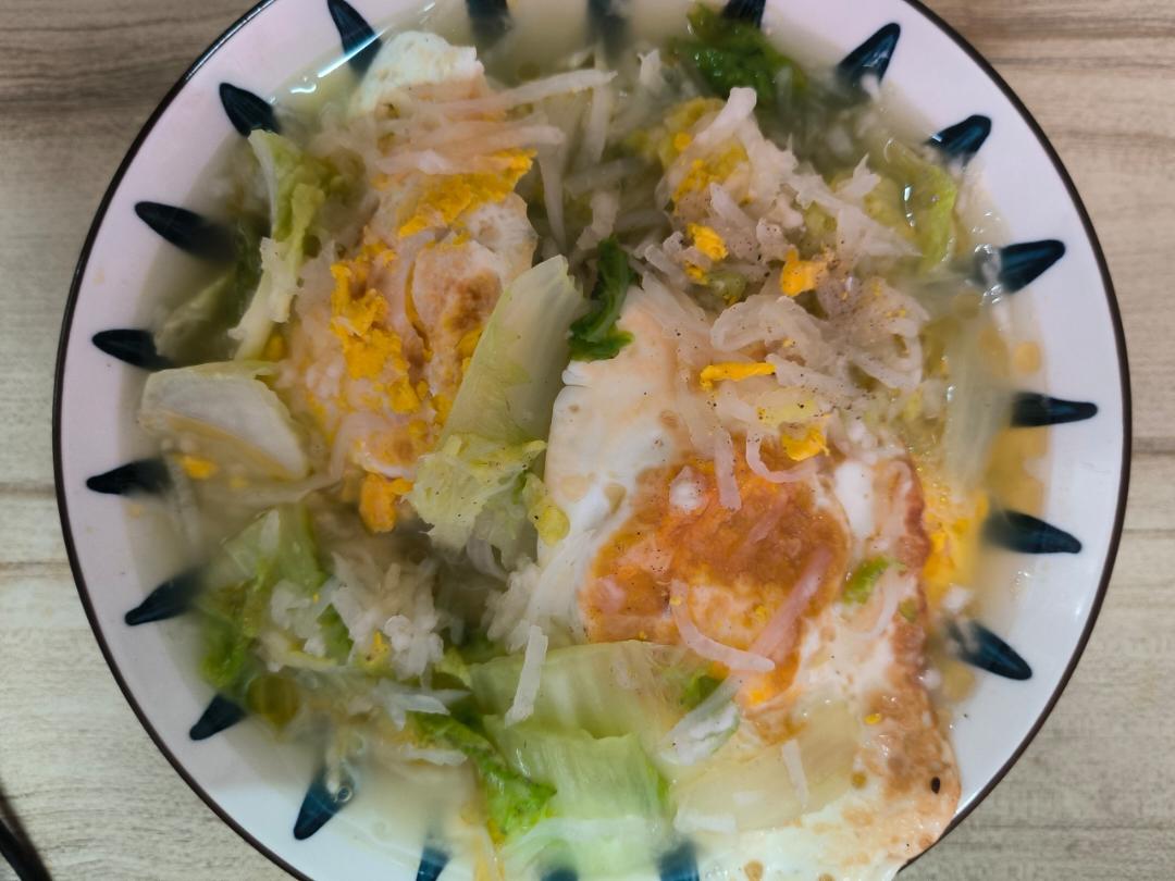 萝卜白菜煎蛋汤