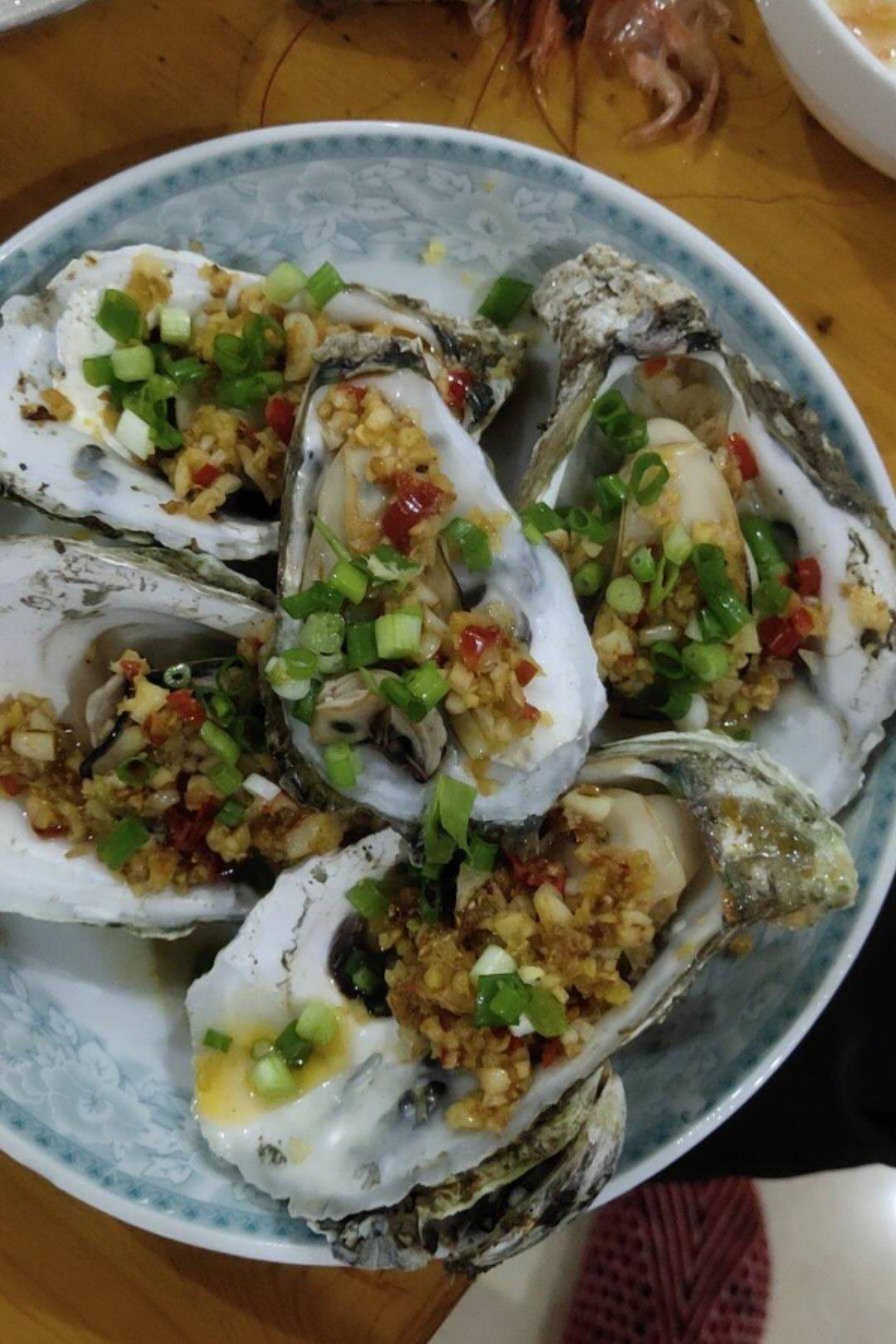 蒜蓉蒸生蚝