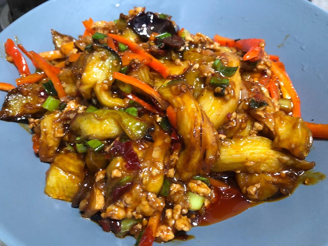 鱼香茄子是如此勾人，以至于连体重都不顾了！