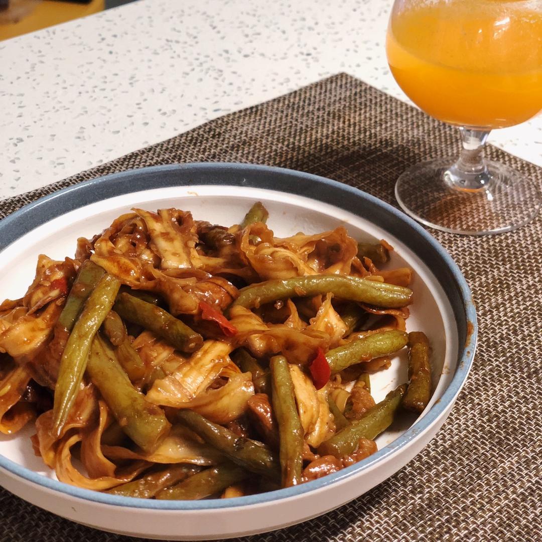 豆角焖面