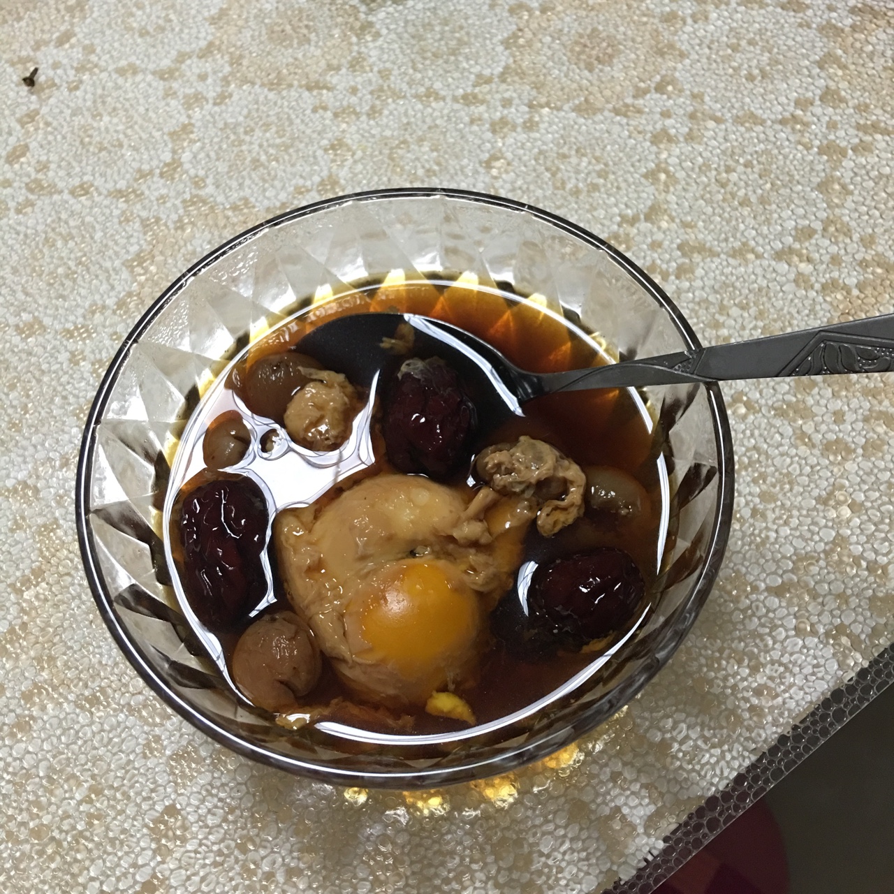 红枣桂圆炖蛋