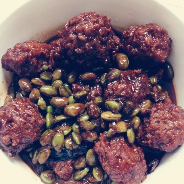 毛豆米烧肉圆
