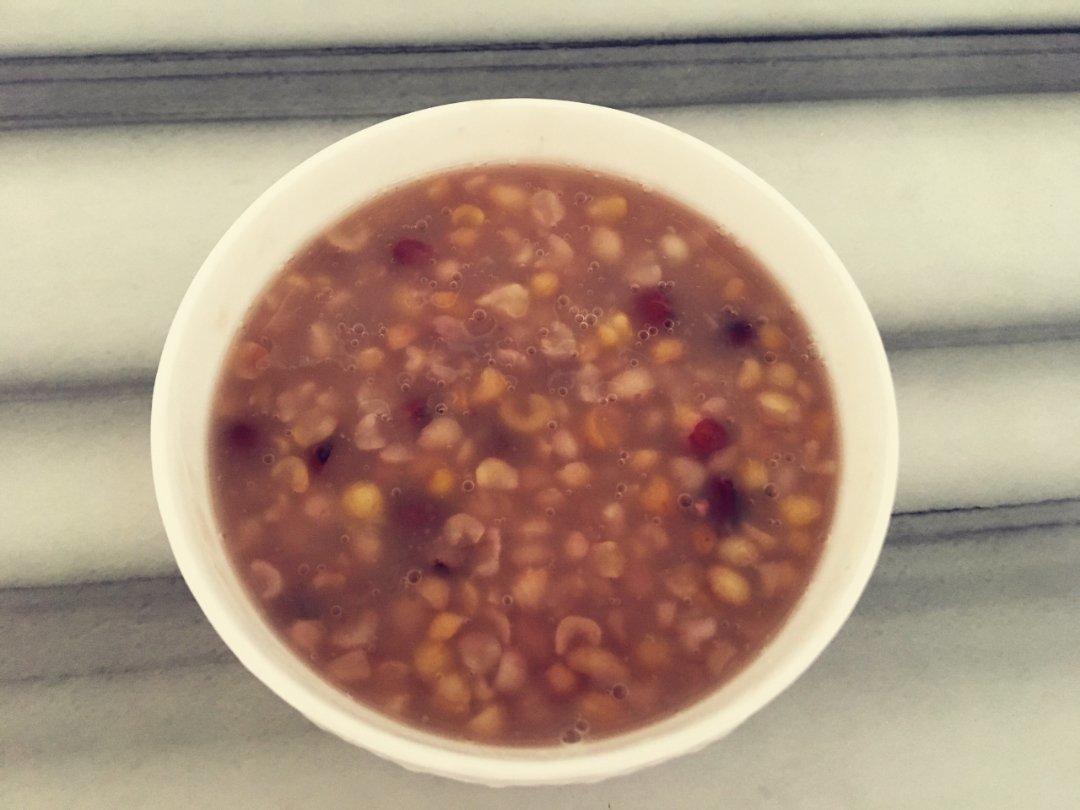 东北大碴子粥的家庭简单做法