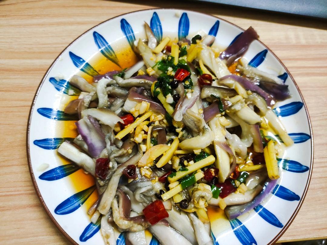 夏天必备可口菜-凉拌茄子🍆