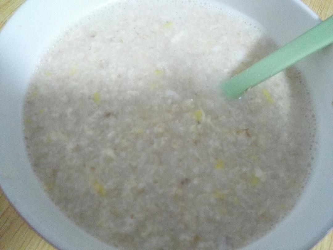 燕麦鸡蛋羹