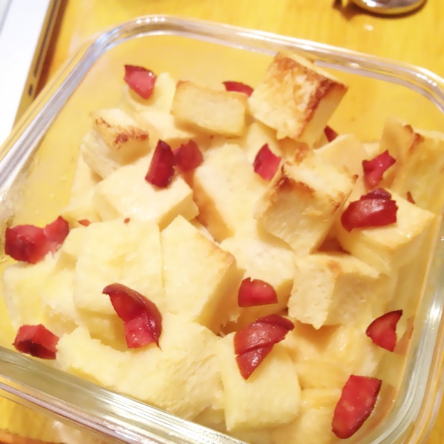 焗烤蔓越梅吐司布丁