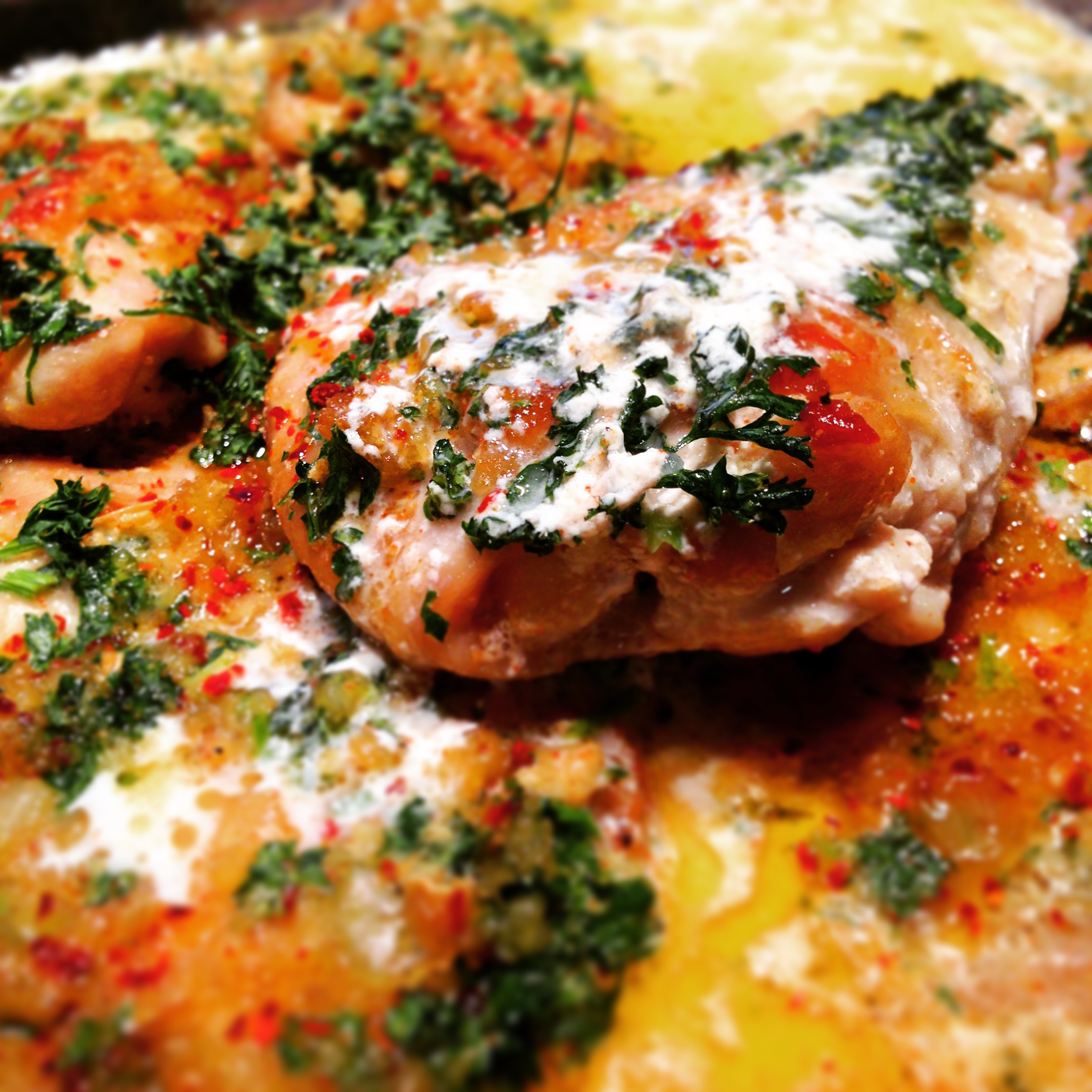 蒜香忌廉烤鸡腿 Chicken in Garlic Cream Sauce