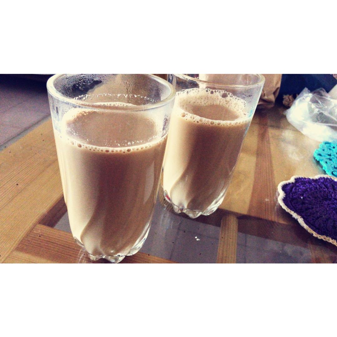 正宗港式丝袜奶茶-史上最强最详细的食谱！新增拉茶视频😍奶香茶靓！