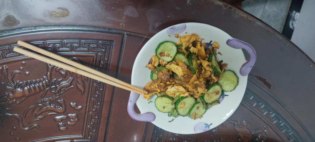 黄瓜炒蛋