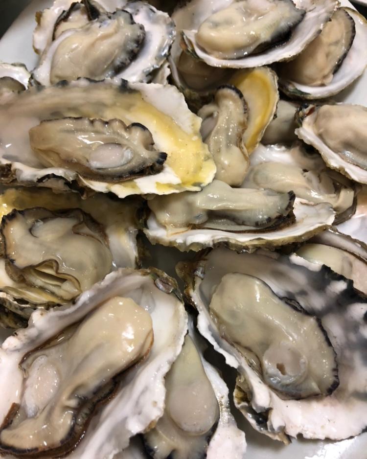 荷亭听雨做的蒸生蚝