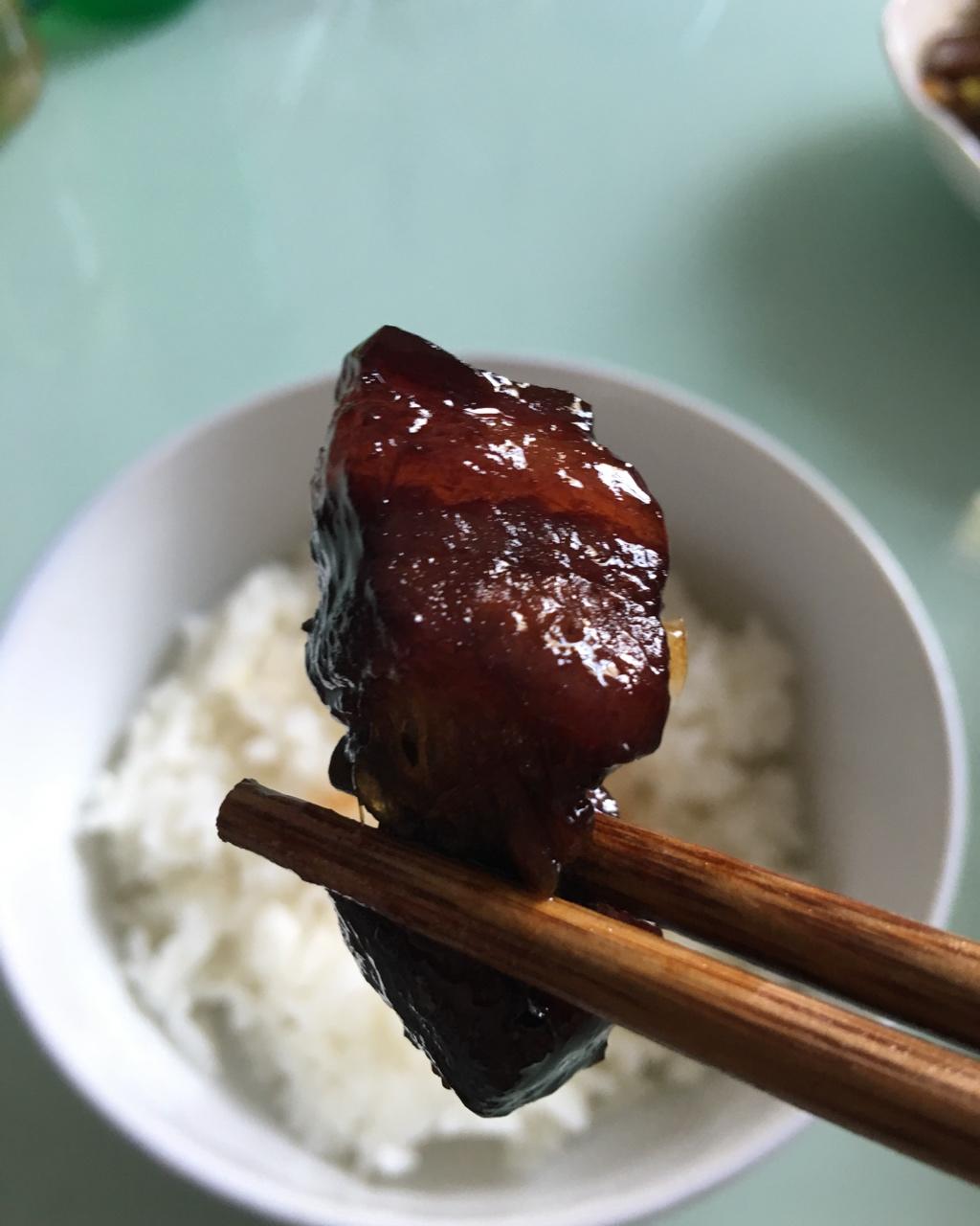 手机用户7663_vt4u做的吃着碗里望着锅里的红烧肉