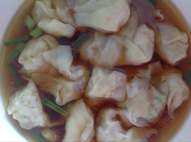 虾油四鲜馄饨！（含薄如纸馄饨皮大法）