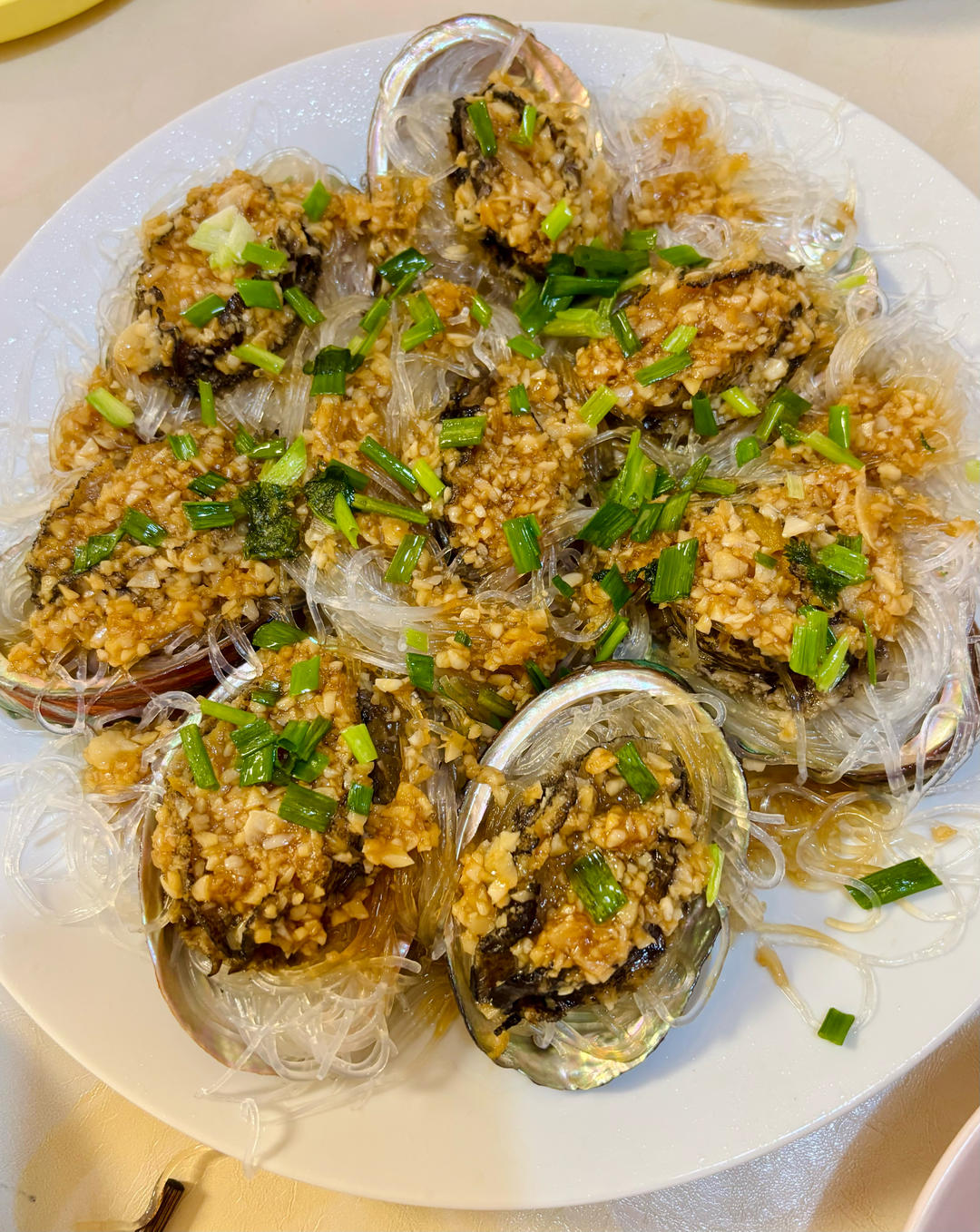 蒜蓉粉丝蒸鲍鱼